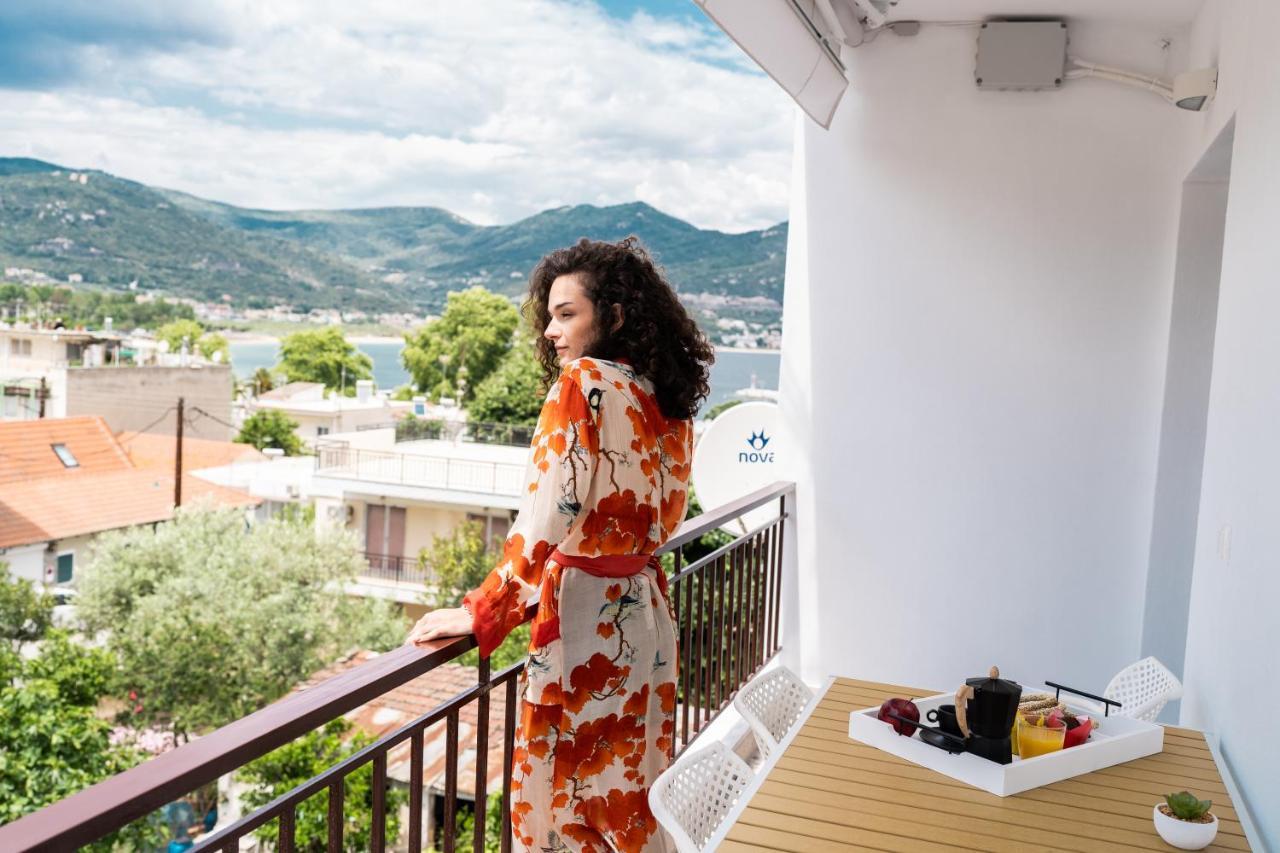 Iraklitsa Suites Nea Iraklitsa Bagian luar foto